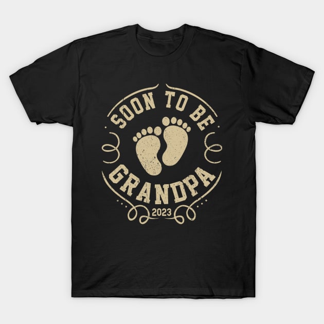Soon to be Grandpa 2023 T-Shirt by tabbythesing960
